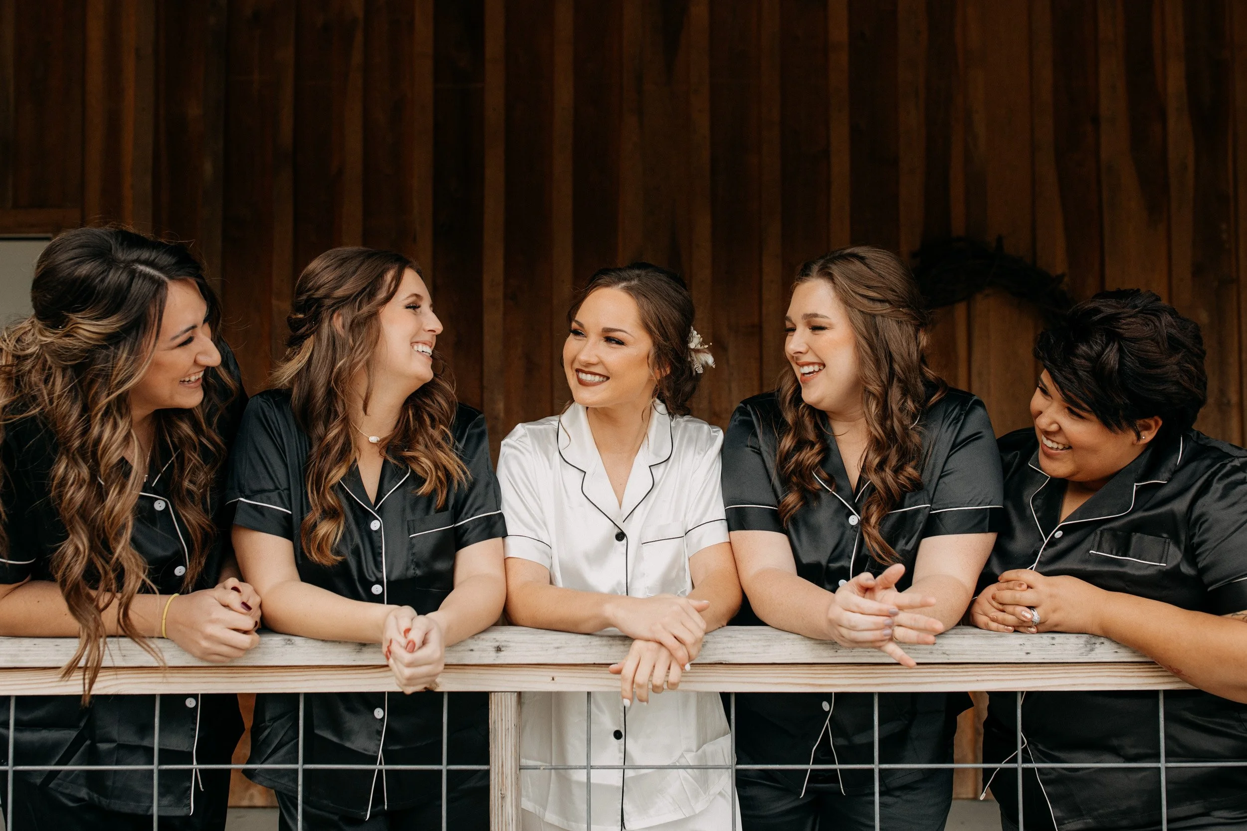 barn-hamner-ridge-wedding-indiana-drone-rustic-13.jpg
