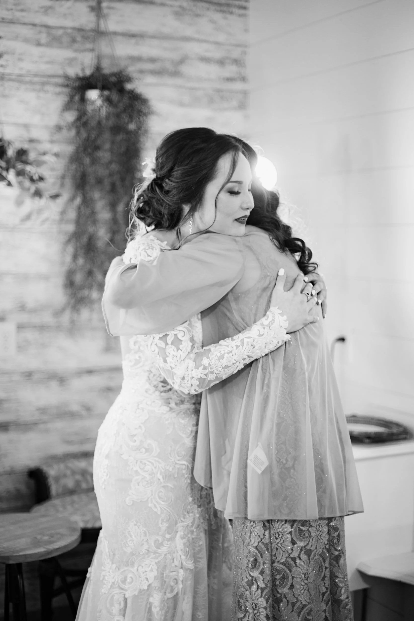 barn-hamner-ridge-wedding-indiana-drone-rustic-20.jpg
