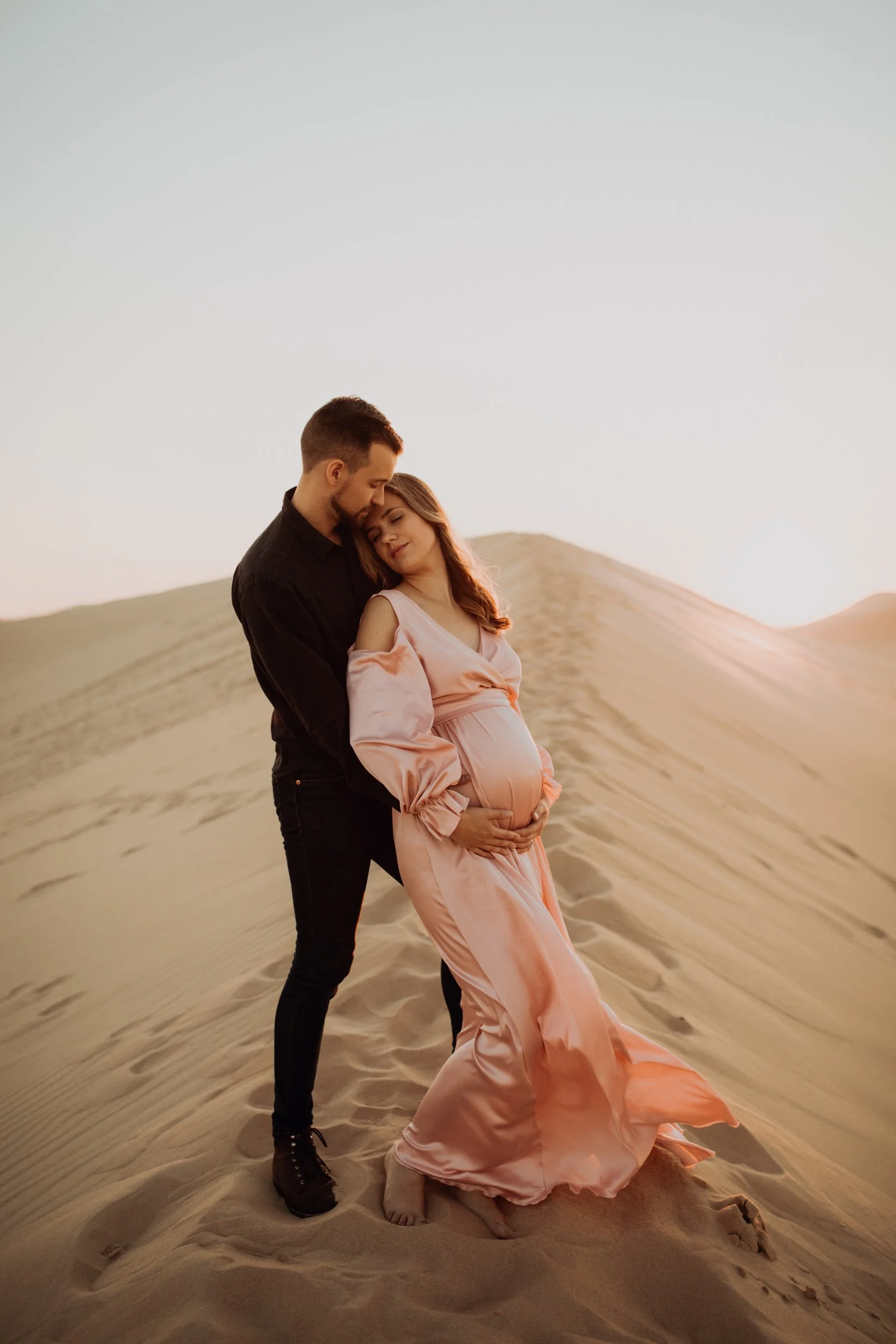 silver-lake-sand-dunes-maternity-epic-sunset10.jpg