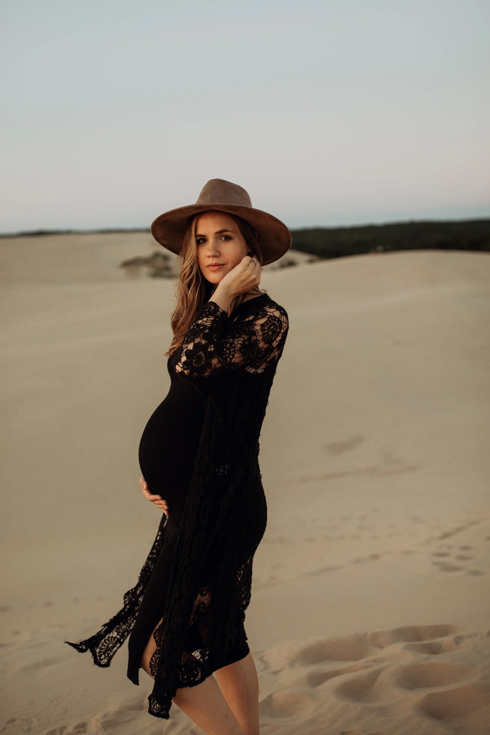 silver-lake-sand-dunes-maternity-epic-sunset15.jpg