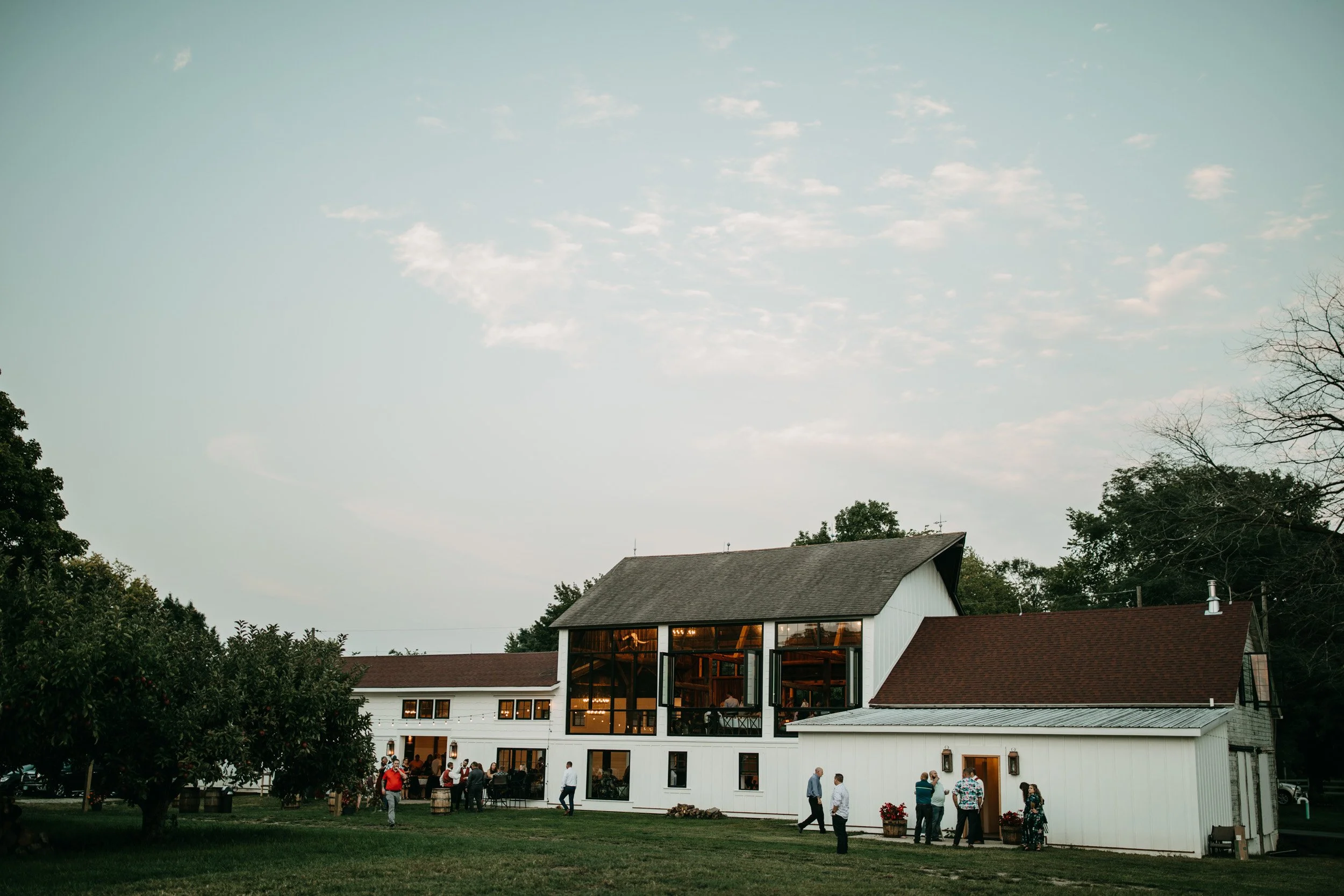 michiganbeachweddingorchardbarnreception-115.jpg